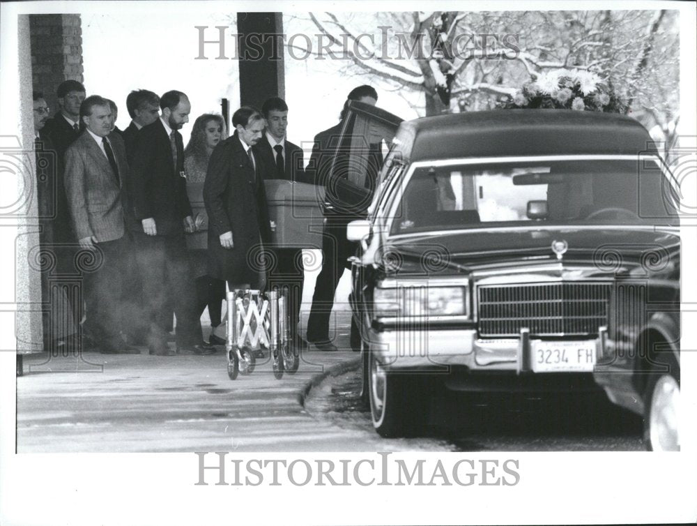 1993 Pallbearer Casket Body Palatine Murder - Historic Images