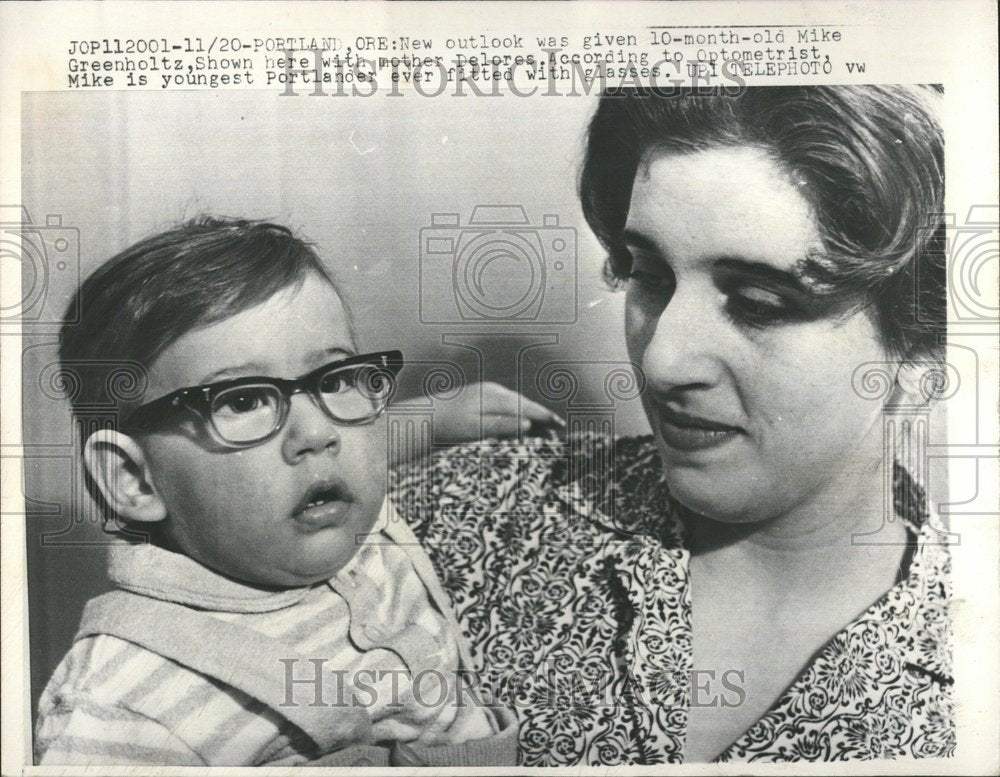 1964 Press Photo Young Child Wearing Glasses - RRV44367 - Historic Images