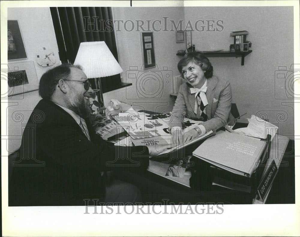 1984 Park Forest Anti-smoking campaign - Historic Images