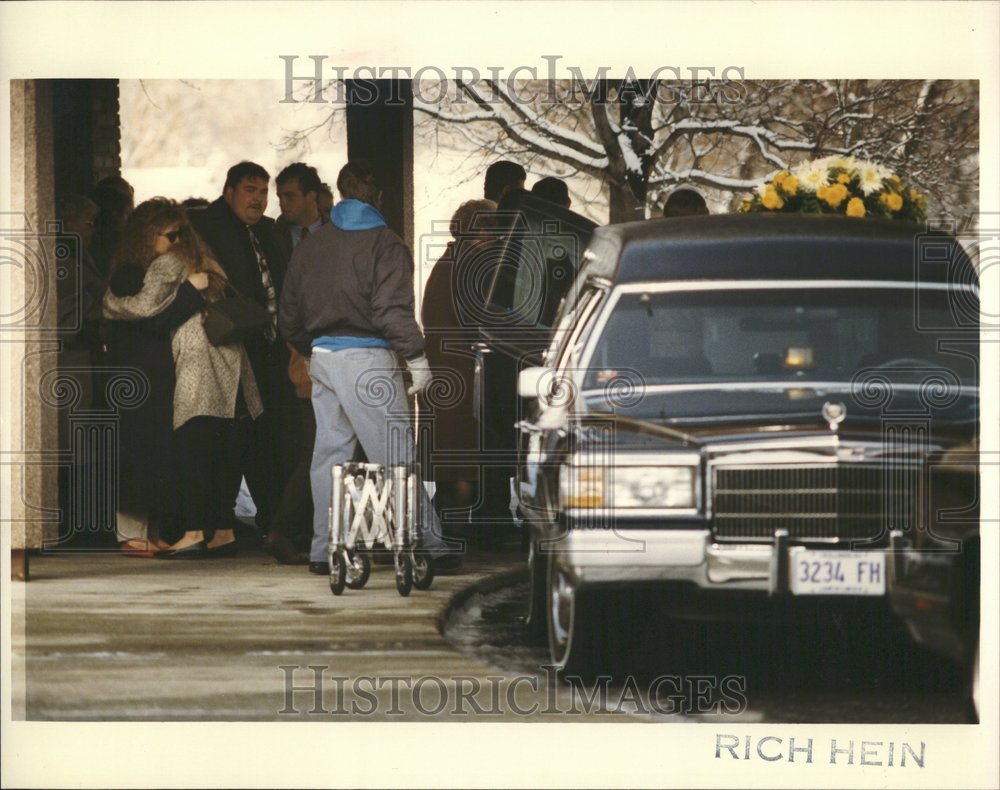 1993 Pallbearers Thomas Mennes Palatine - Historic Images