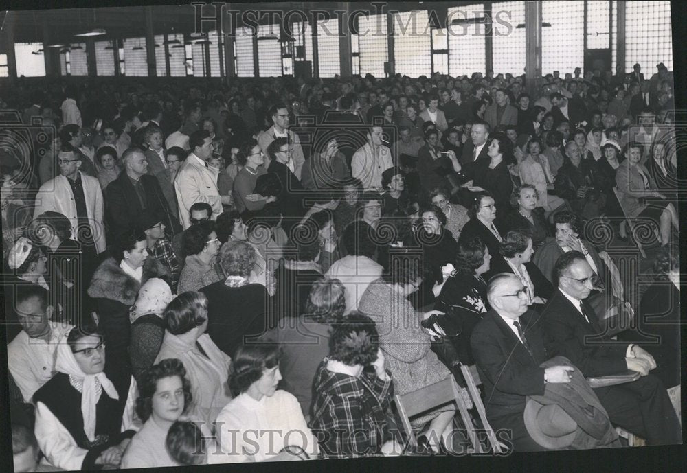 1962 Crowd Stickney Township Meeting IL - Historic Images