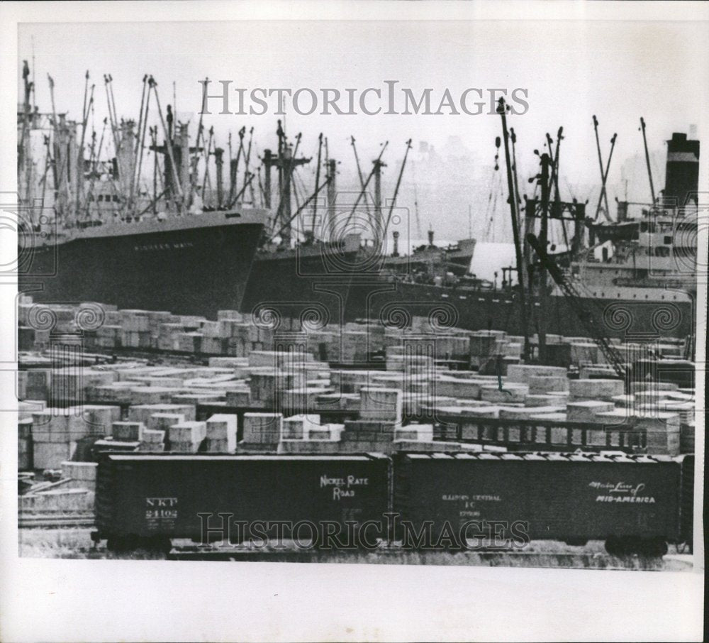 1963 Dock Strike NJ Freight Todd Shipyard - Historic Images