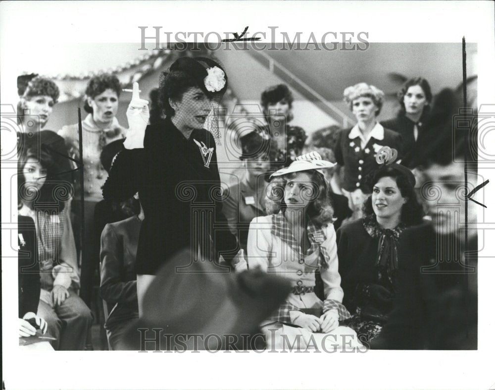 1979, Penny Marshall Actress Hollywood USO - RRV46113 - Historic Images