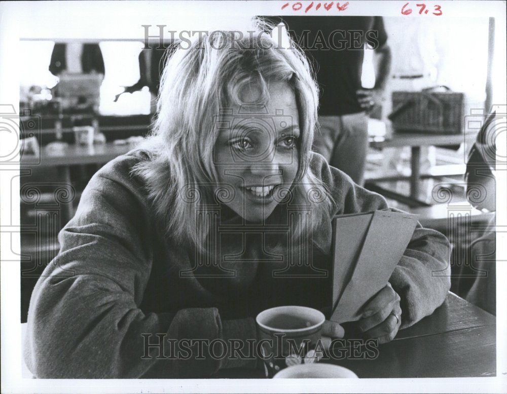 1977 Press Photo Goldie Hawn Actress Director Producer - RRV46311 - Historic Images