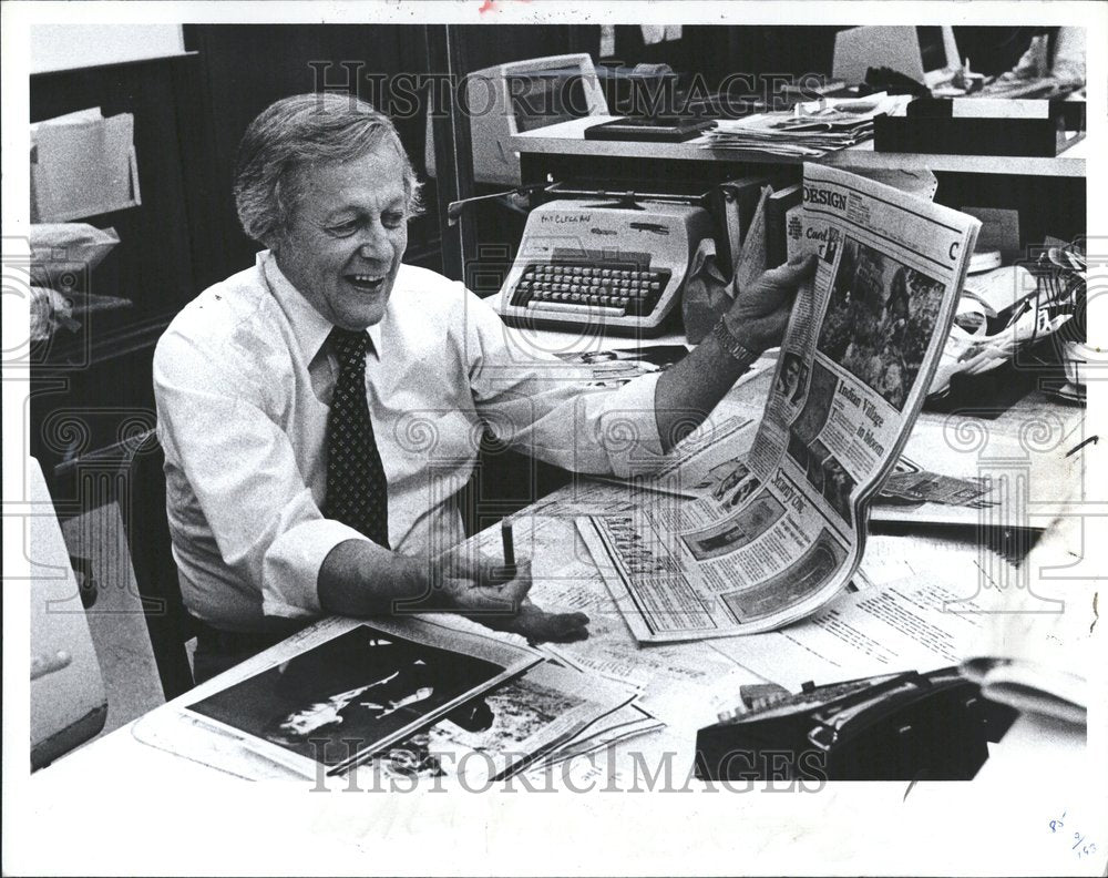 1982 Waldemar Wally Pflepsen news employee-Historic Images