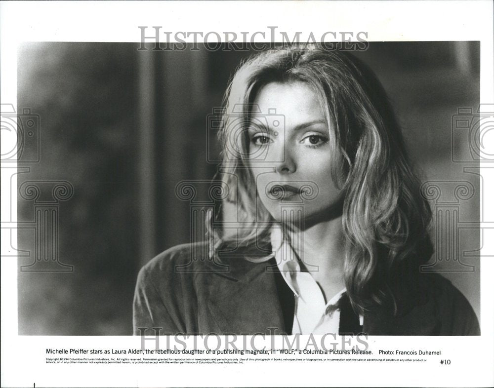 1994 Press Photo Michelle Pfeiffer Laura Alden Wolf - Historic Images