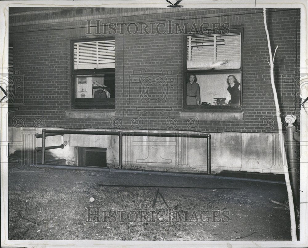 1949, Bomb Plot UAW Headquarters - RRV47119 - Historic Images