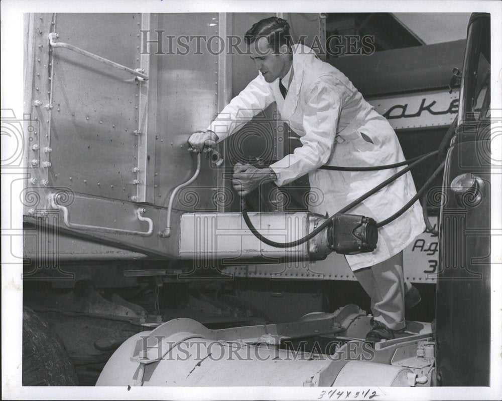 1959 Man working freight contraol plant - Historic Images