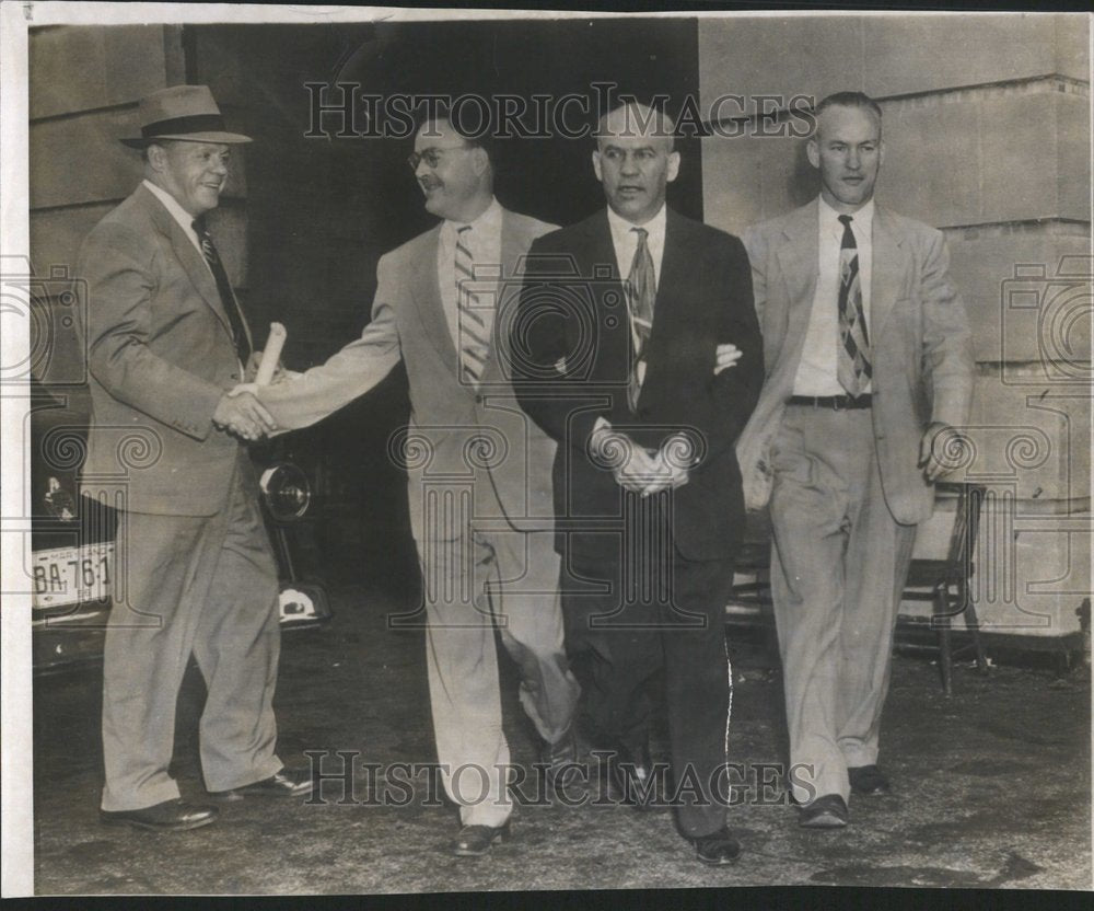 1955 Press Photo Henry Grunewald Dutch Man Income Tax - RRV48109 - Historic Images