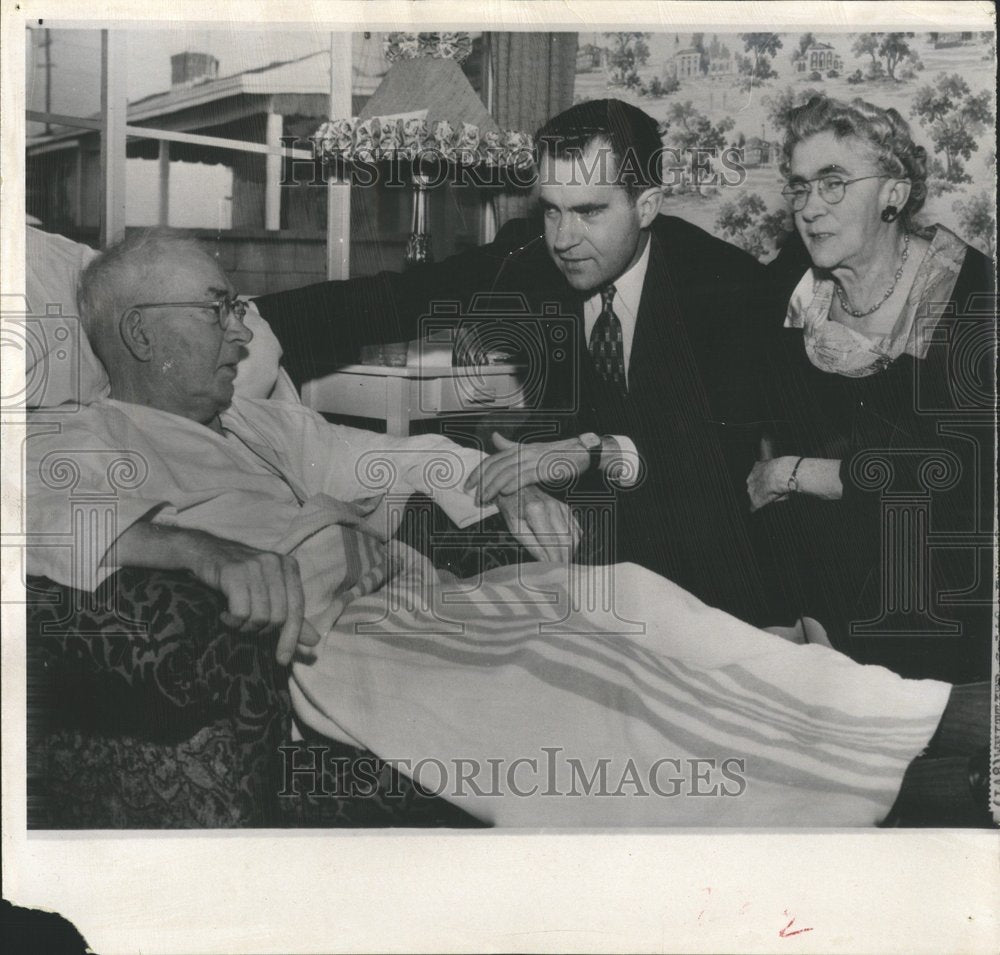 1954 Richard Nixon with his father &amp; Mother - Historic Images