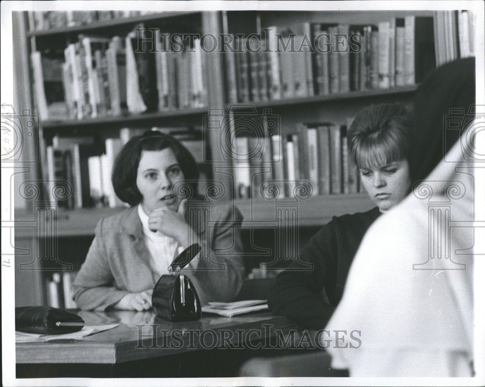 1967 Dominican Teenagers School - Historic Images