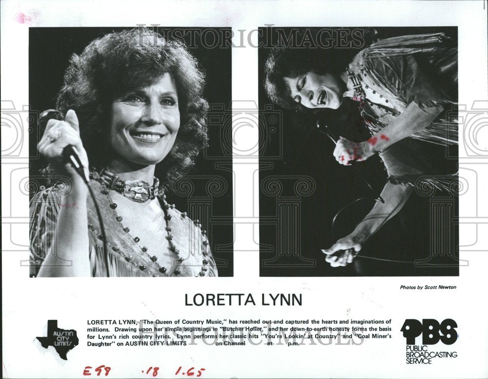 1983 Press Photo Singer Lynn Loretta - RRV49743 - Historic Images