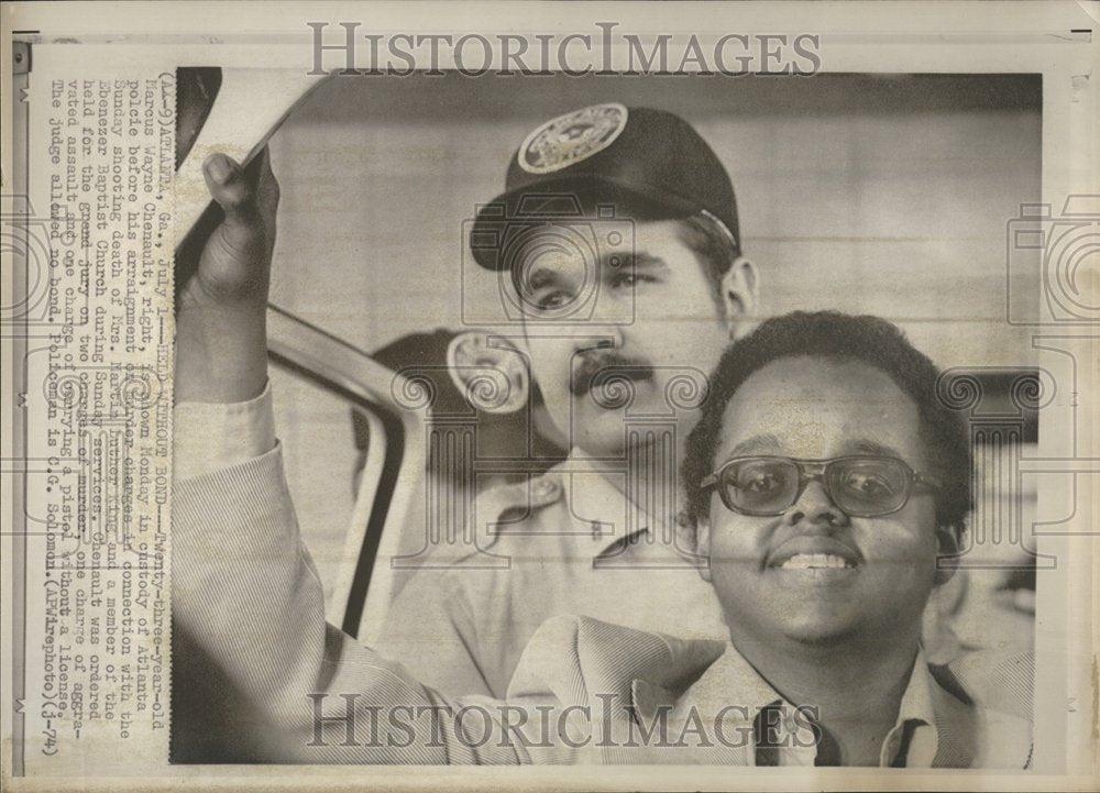 1974 Police Wayne Marcus Chenault Right Old - Historic Images