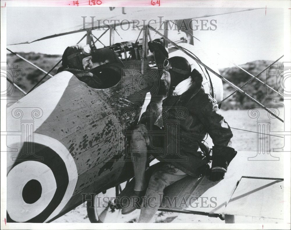 1974 Press Photo Douglas Fairbank Cockpit Howard Dawn - RRV49989 - Historic Images