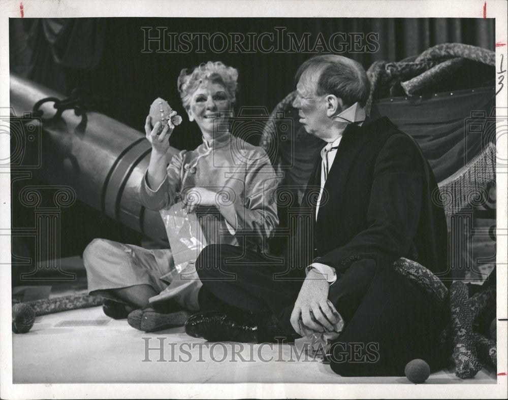 1966 Press Photo Mary Martin Paul Hartman TV Special - RRV50049 - Historic Images