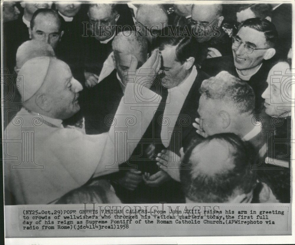 1958 Press Photo Pope John Greets Vatican Visitors - Historic Images