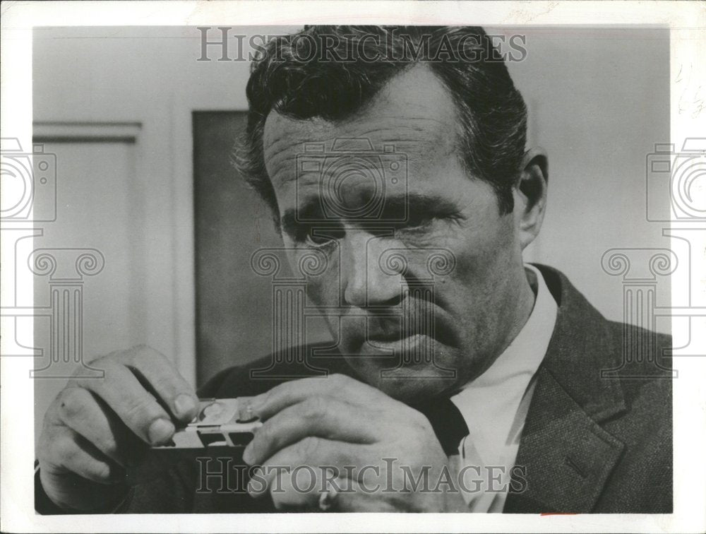 1970 Press Photo Howard Duff Actor Panic In The City - RRV50681 - Historic Images