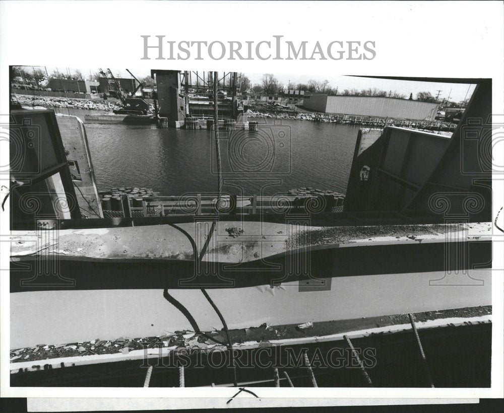 1989 Press Photo Bay City MI Drawbridge Saginaw River - RRV51261 - Historic Images