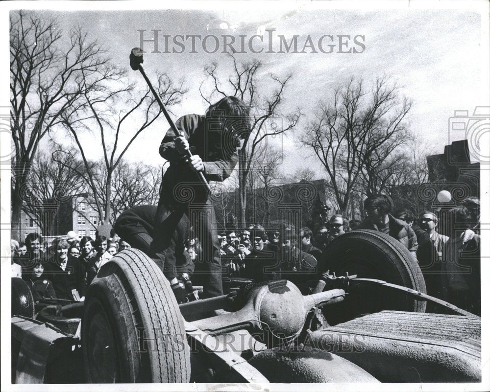 1970 pollution  Michigan - Historic Images