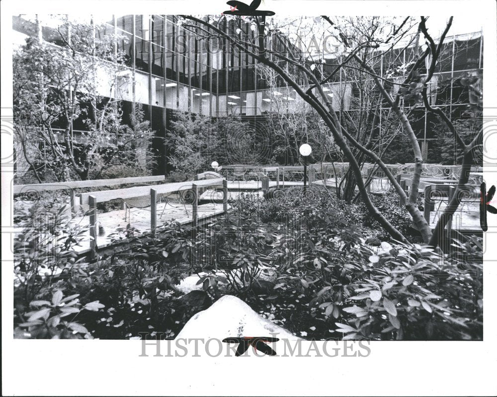 1973 Press Photo Atrium Restaurant Exterior Michigan - RRV51531 - Historic Images