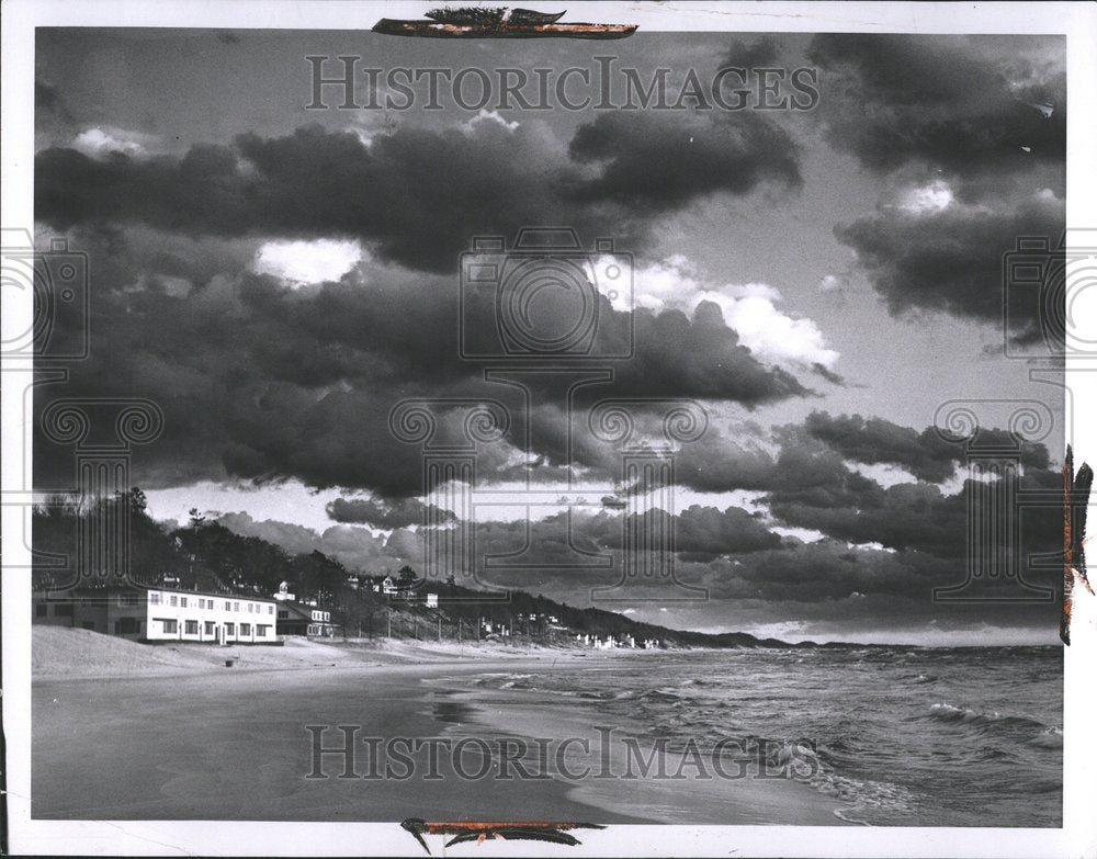 1958 Lake Michigan Snowy Sky - Historic Images