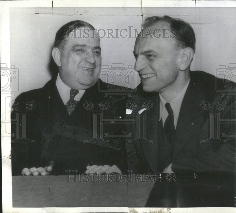 1942 Press Photo Civilian Defense Leisure Job Mayor - Historic Images