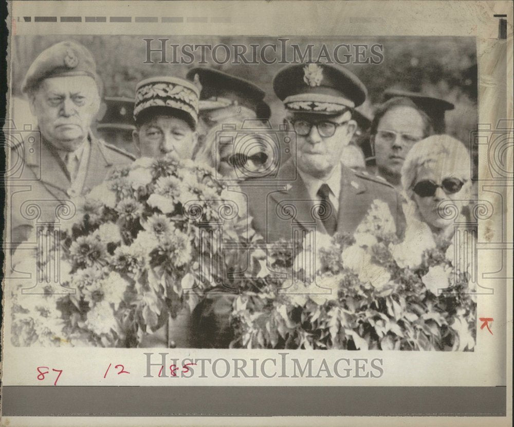 1974 Press Photo Gen. Omar Bradley At Ceremony - RRV52593 - Historic Images