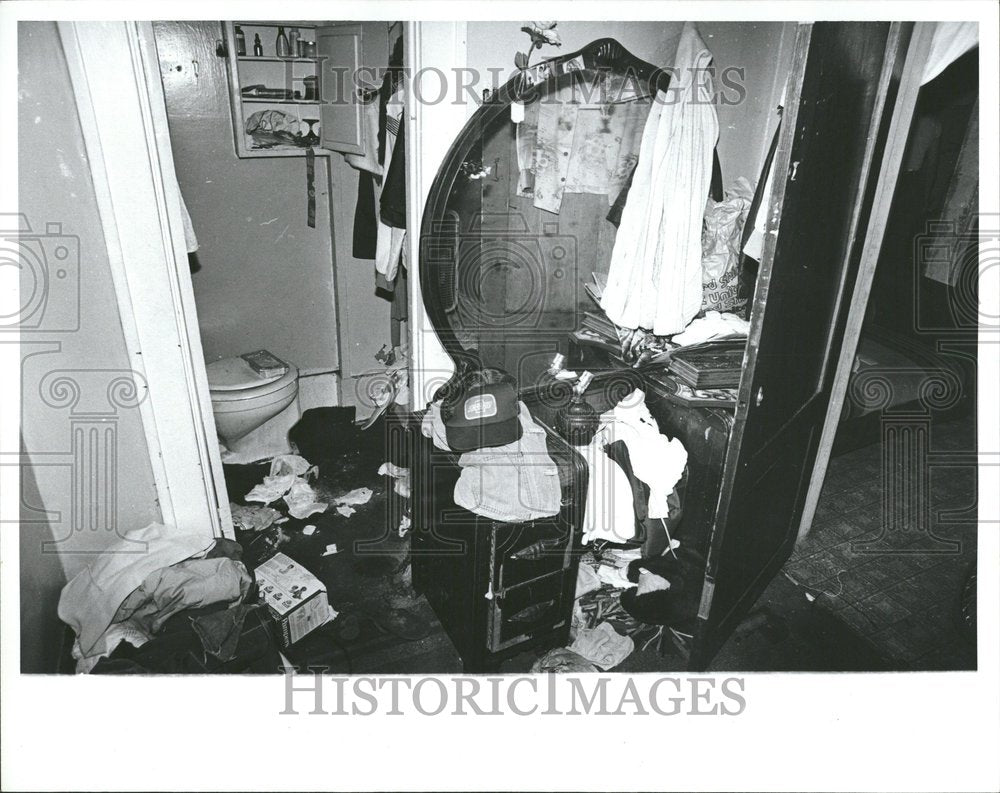 1981 Caralina Ortiz Bed Child Abuss Room-Historic Images