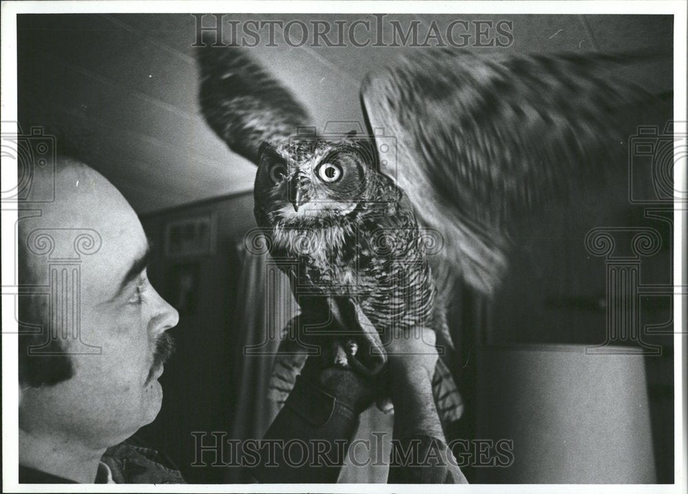 1982, Owls Belanger Picture Pose Man Caught - RRV53535 - Historic Images