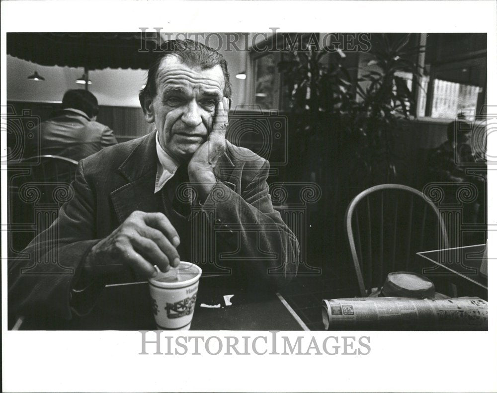 1983 Bernard Rice Picketer - Historic Images