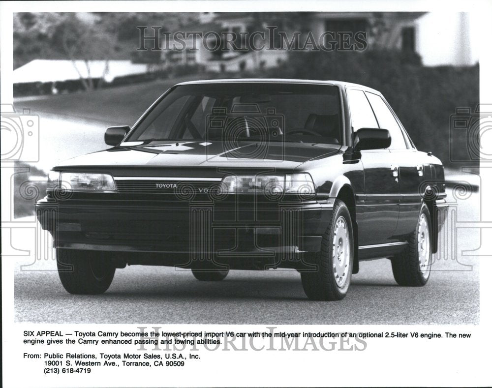 1988, Toyota Camry Engine Price Six Pass Tow - RRV54133 - Historic Images