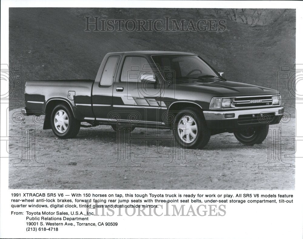 1992 Toyota truck SR5 V6 model automobile - Historic Images