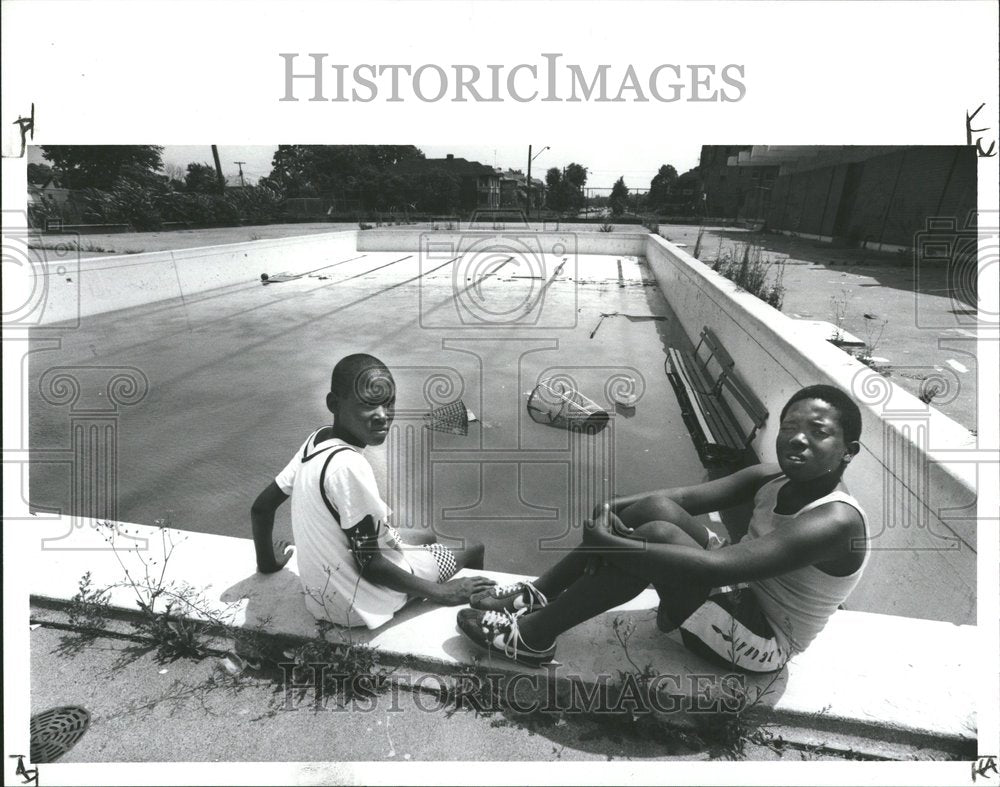 1989 Press Photo Lajuan fruit Arthur chuney Maccabees - RRV54163 - Historic Images