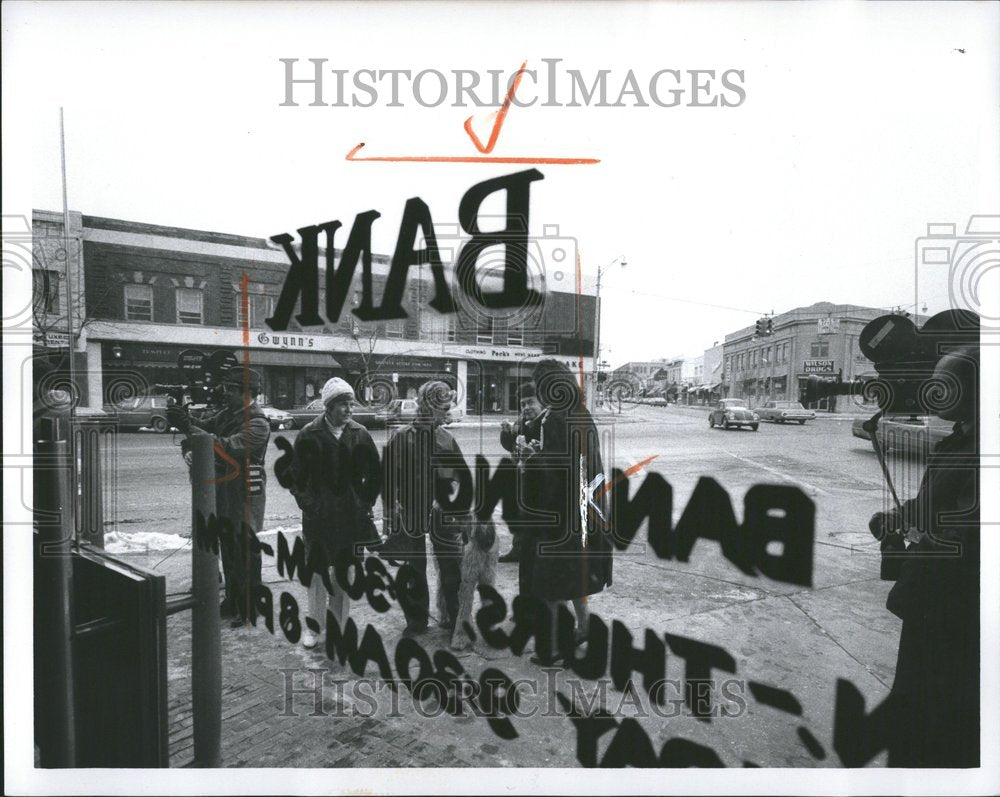 1971 Press Photo Fidelity Bank Brimingham Opening - RRV54271 - Historic Images