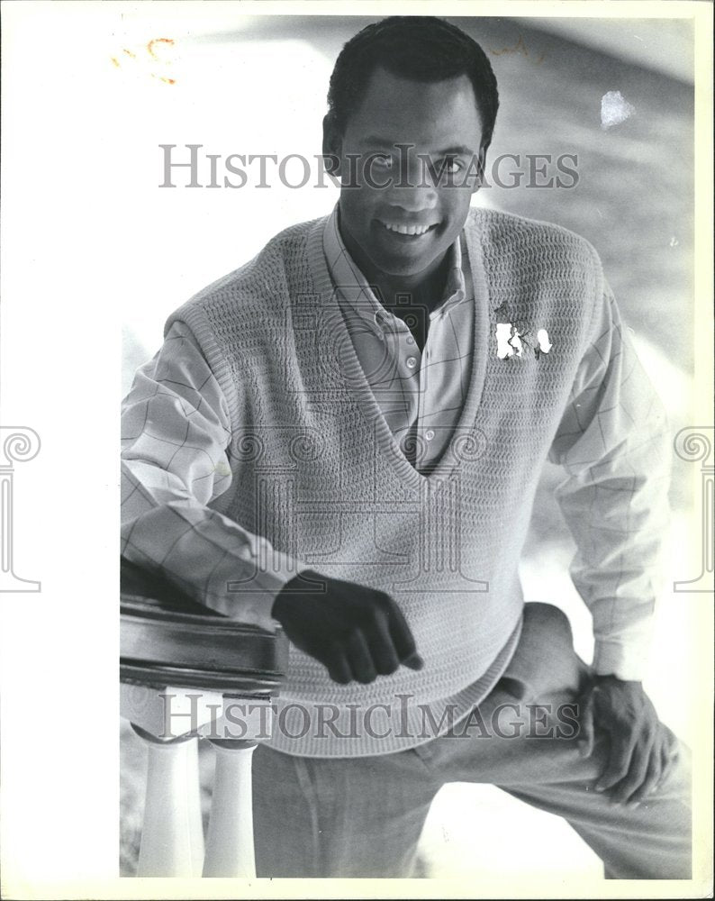 1985 Cotton Sweater Proportions Bob Jane - Historic Images