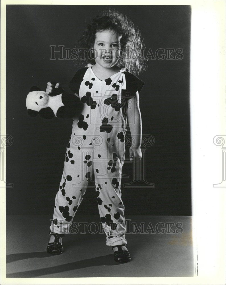 1986 Press Photo Children Fashion black white Dalmatian - RRV54743 - Historic Images