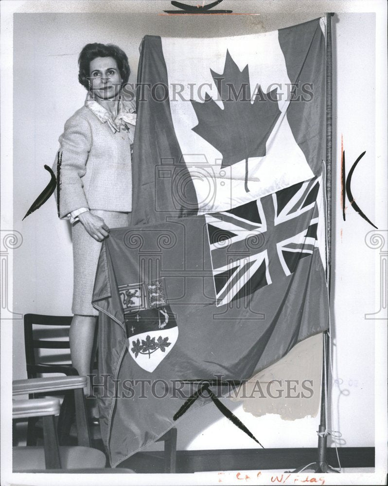 1965 Press Photo Betty Peters External Affairs Officer - RRV55675- Historic Images