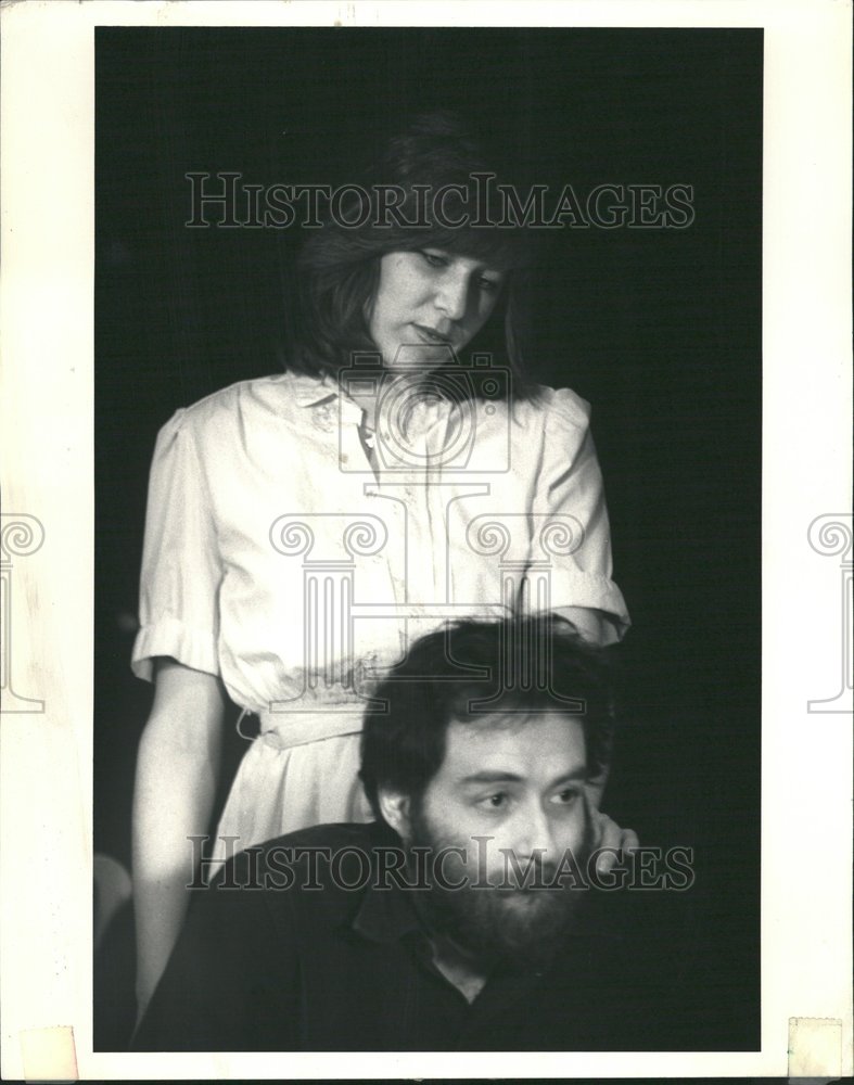 1987 Press Photo Sea Marks Play Banholzer Osborne - RRV56145 - Historic Images