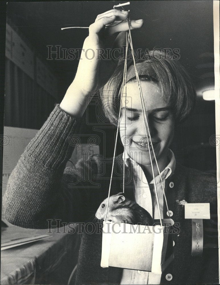 1966 Press Photo Student Science Fair Museum - RRV56411 - Historic Images