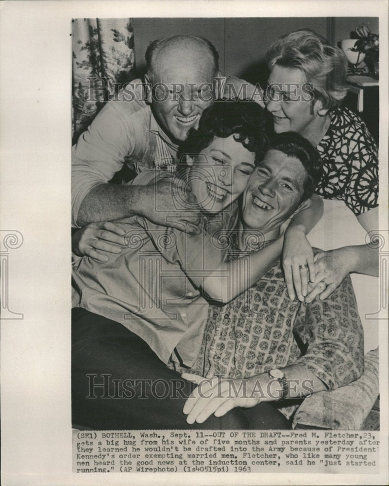 1963 Press Photo Parent Fred Fletcher Wife Five Month - Historic Images