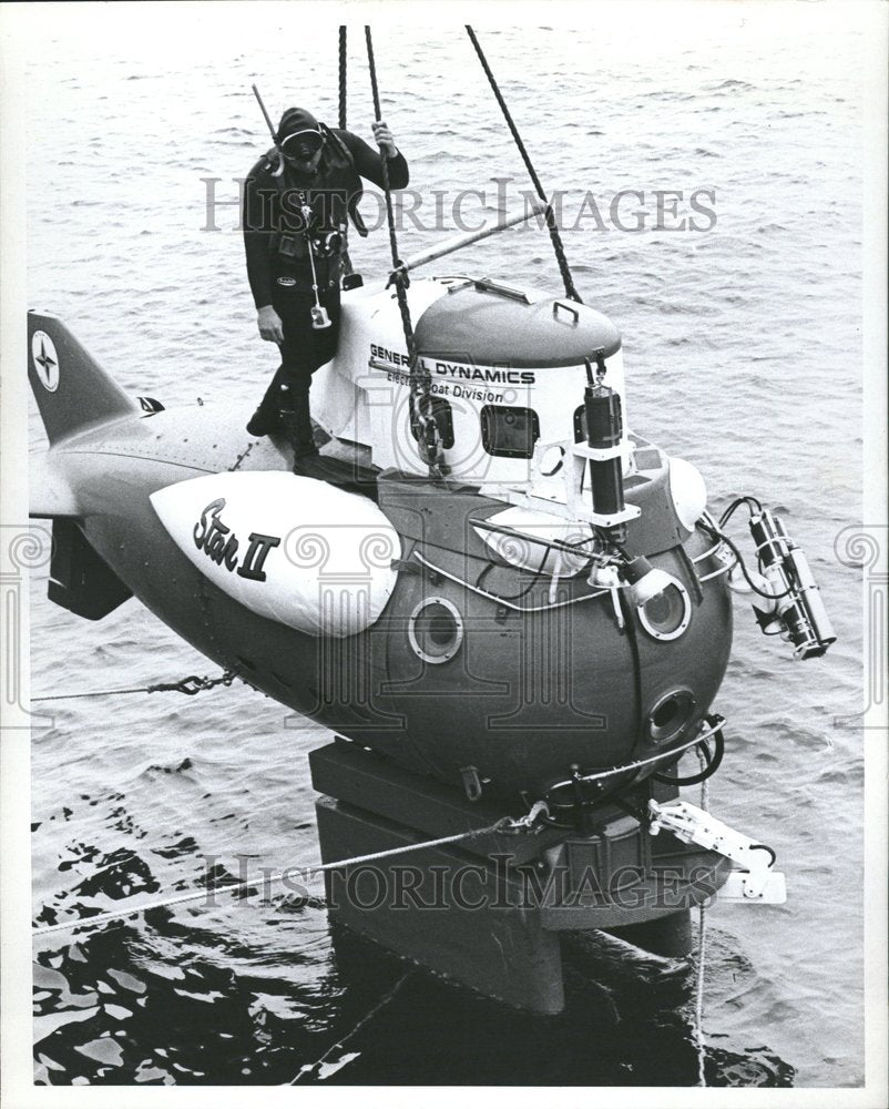 1967 Press Photo Star II Mini Submarine Before Drop - RRV56737 - Historic Images