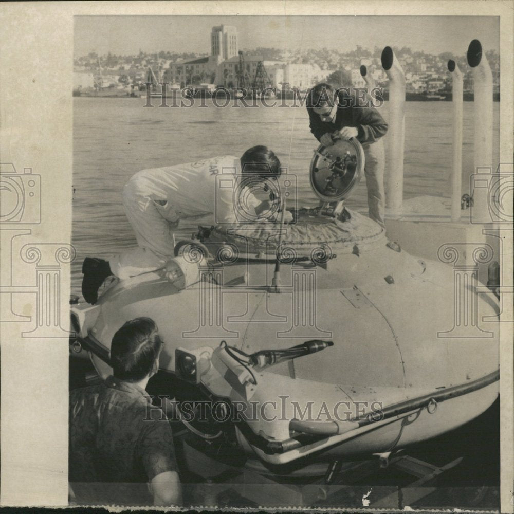 1964, Two Man Submarine Diving Saucer - RRV56741 - Historic Images