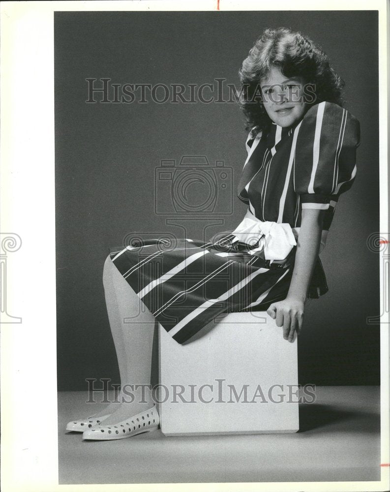 1984 Press Photo Children Fashion Clothing Stripe Dress - RRV56975 - Historic Images