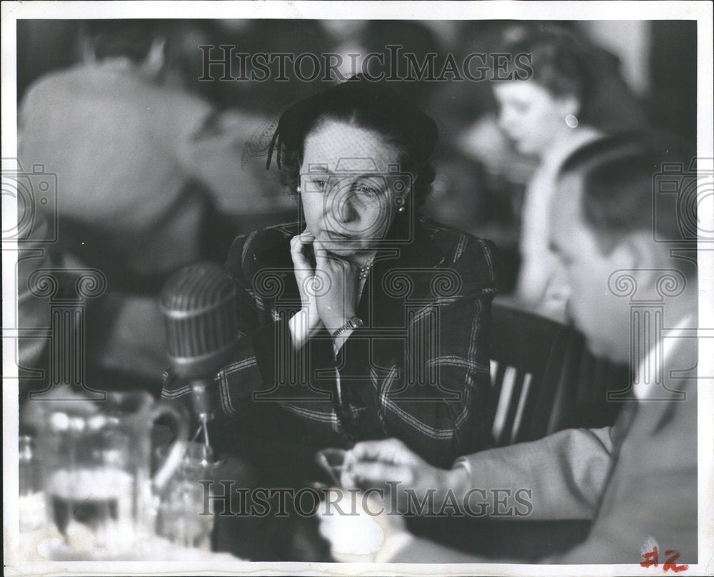 1952 Press Photo Mrs. W. Maki - RRV57119 - Historic Images