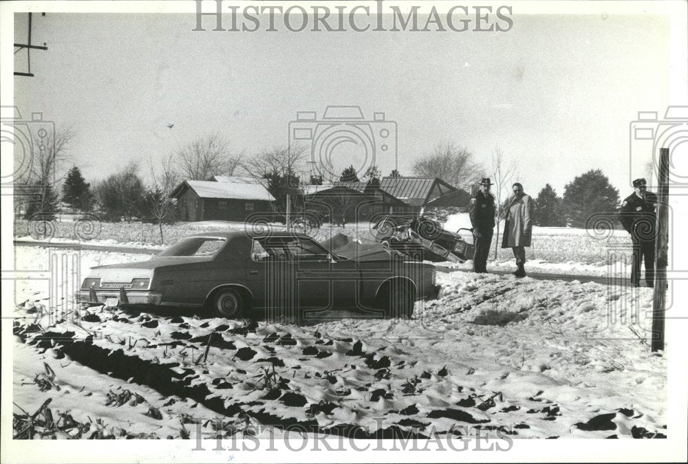 1981 BankRobber Smashed Police Car Roadbloc - Historic Images