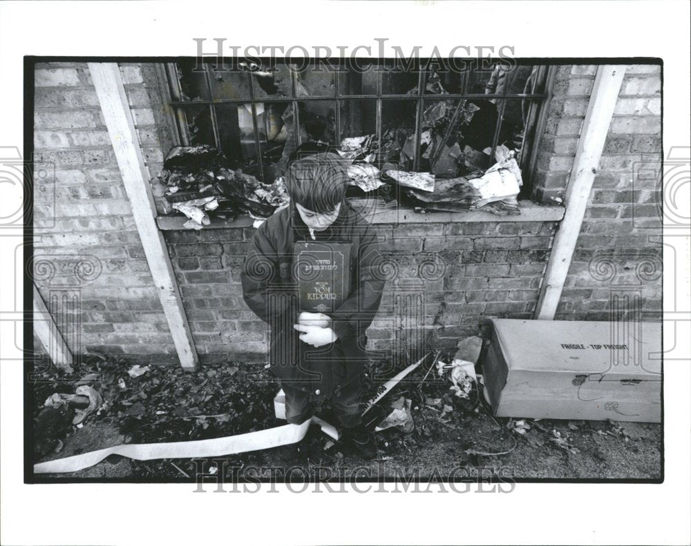 1994 FREE Congregation Arson Jews - Historic Images