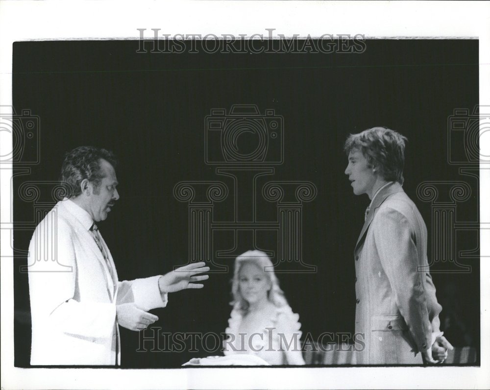 1970, Actors Christopher, Laura and James - RRV57587 - Historic Images