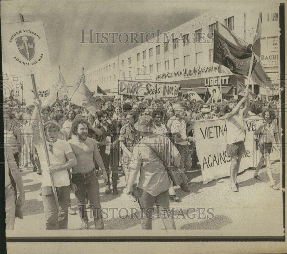 1972 Press Photo Vienam Veterans Against the War - RRV57931 - Historic Images