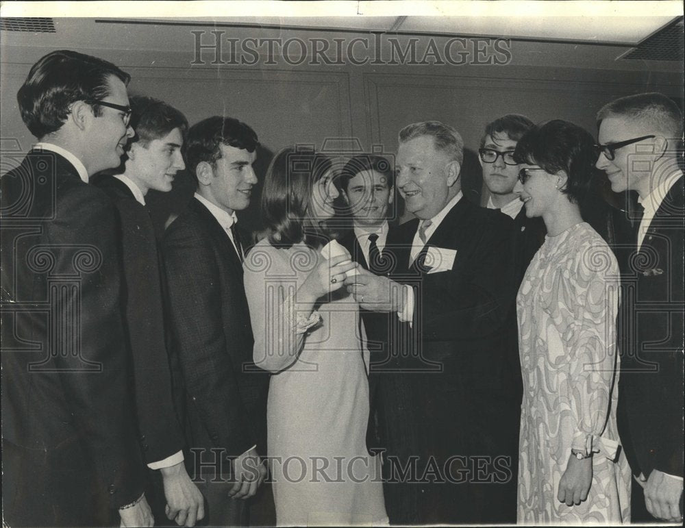 1967 Junior Achievment Opera House Chicago - Historic Images