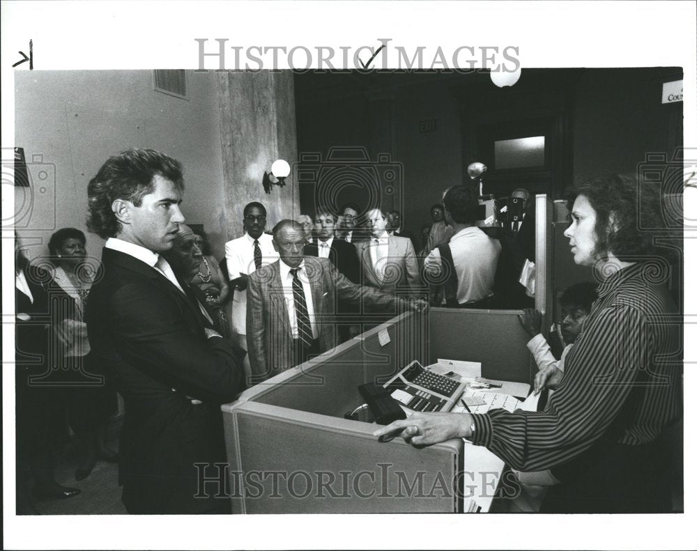 1988, David Griffin, funeral home president - RRV58165 - Historic Images